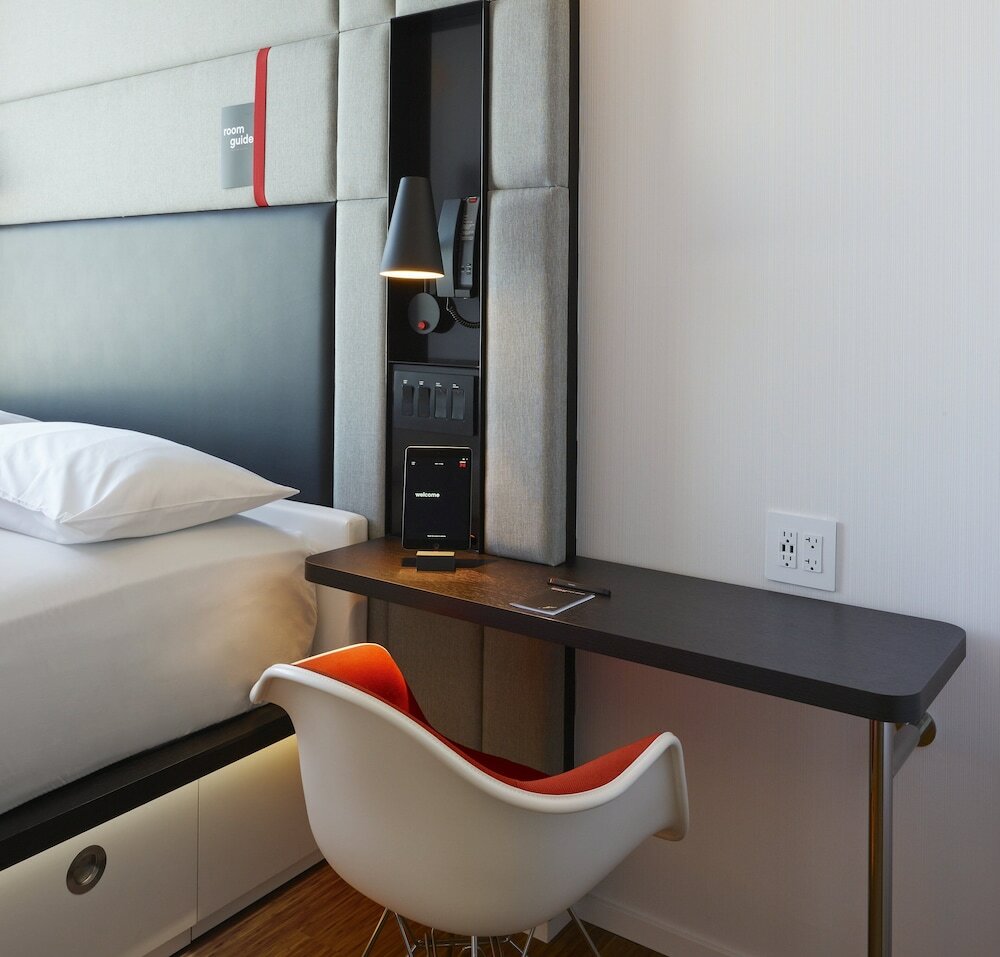 Фото CitizenM Boston North Station