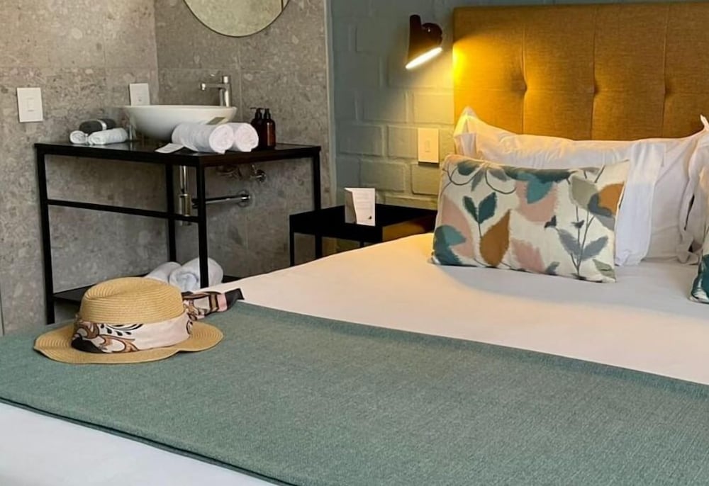 Фото Zest Boutique Hotel