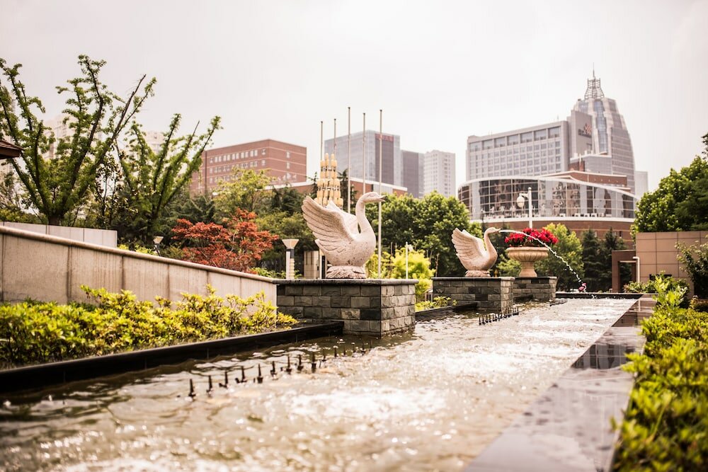 Фото Hundred Hotel