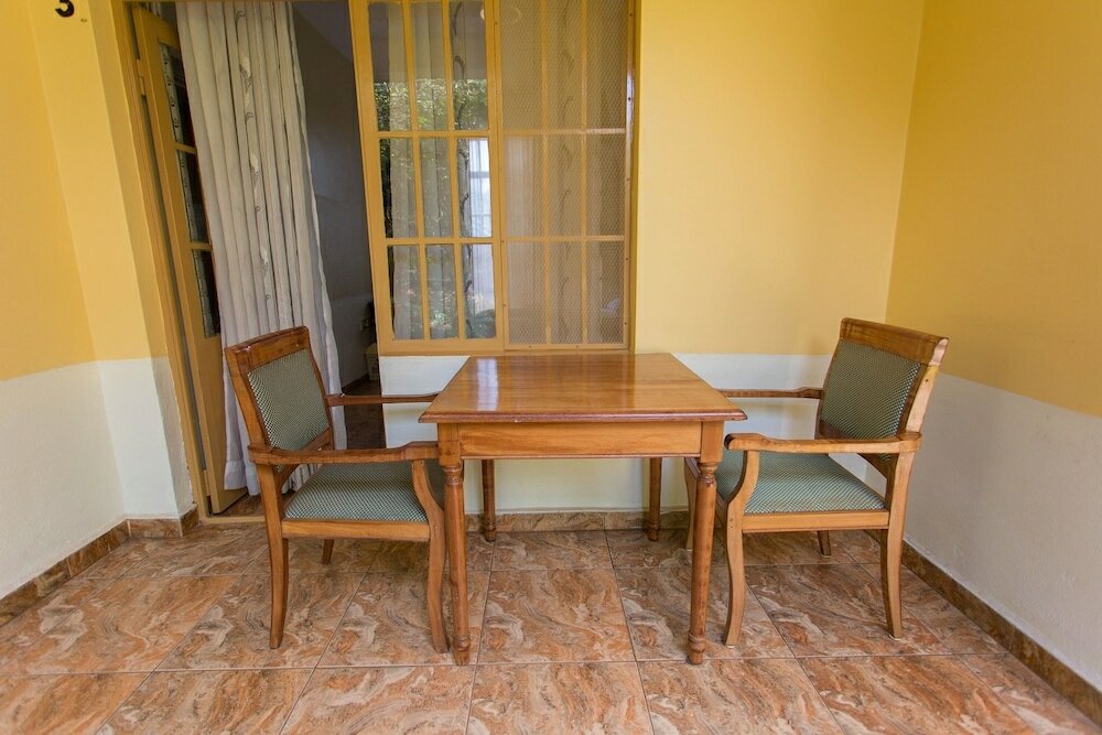 Фото Iris Guesthouse