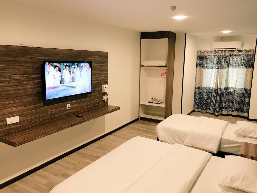 Фото S. S. Hotel Seremban