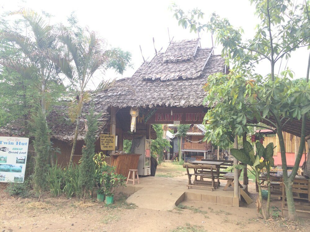 Фото Family Huts