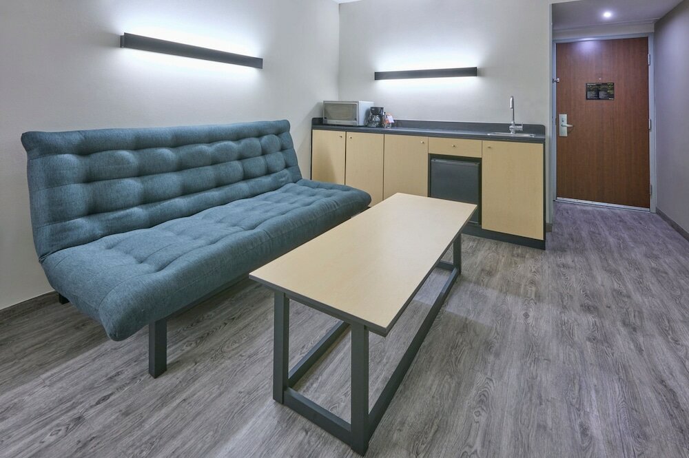 Фото City Express by Marriott Aeropuerto Ciudad De México