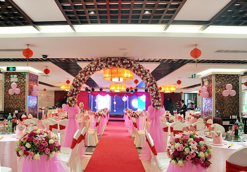 Фото Conifer Garden Hotel