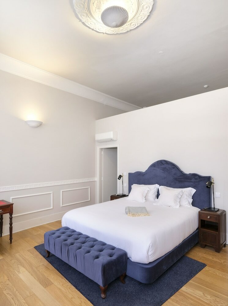 Фото 1869 Príncipe Real House