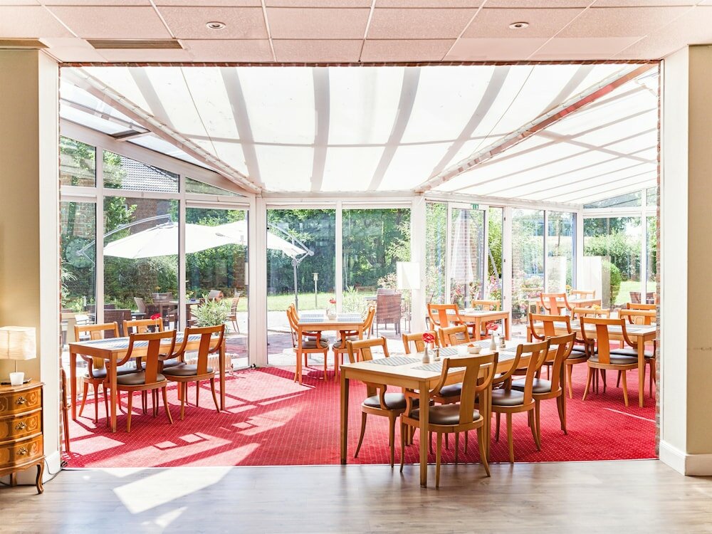 Фото Hotel Dänischer Hof Altenholz by Tulip Inn