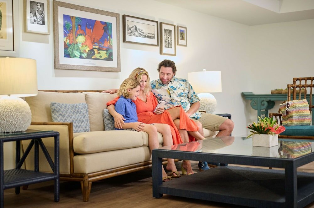 Фото Outrigger Reef Waikiki Beach Resort