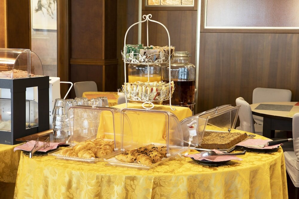 Фото Hotel Vienna