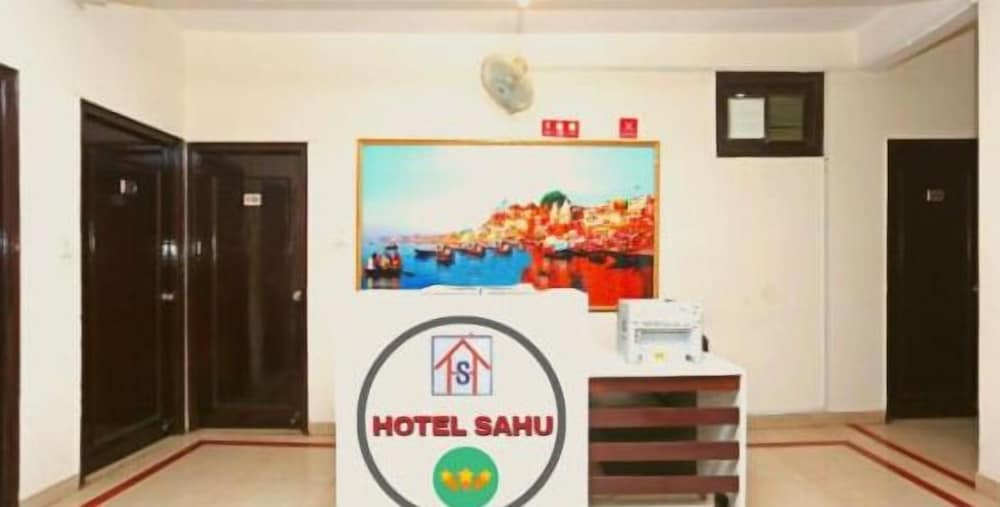 Фото Hotel Sahu