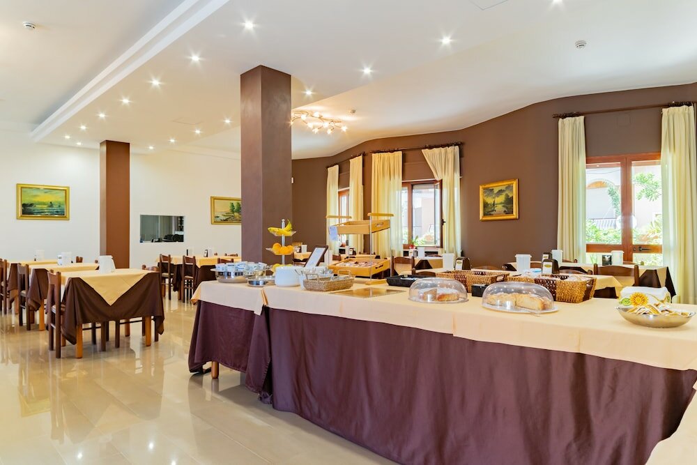 Фото Hotel Riviera