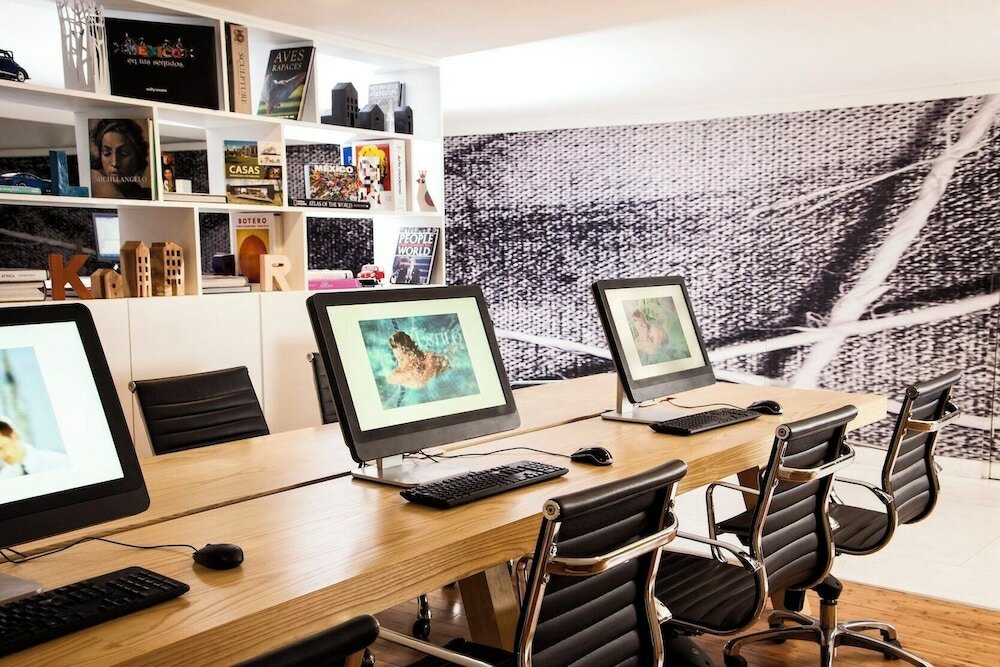 Фото Fiesta Inn Naucalpan