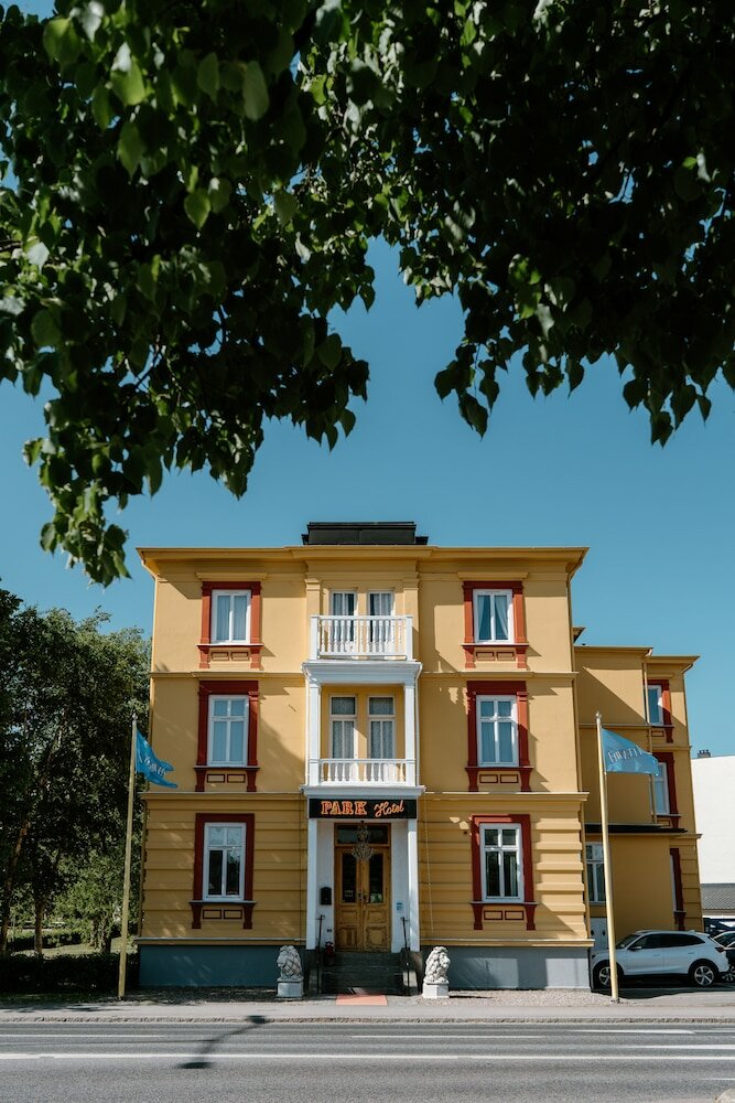 Фото отеля 2