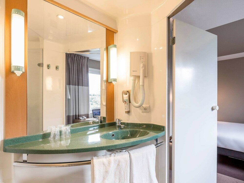 Фото Ibis Genève Aéroport