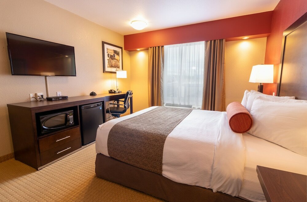 Фото The Kanata by BCMInns Invermere