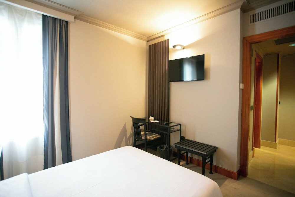 Фото Hotel Sercotel Ciudad de Oviedo