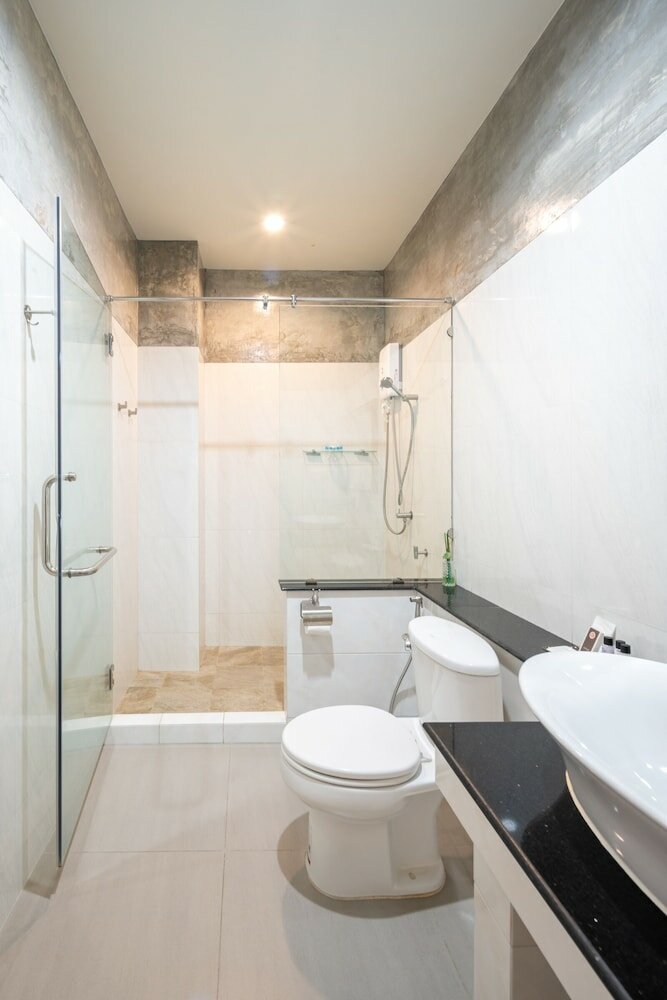 Фото The Iconic Hotel