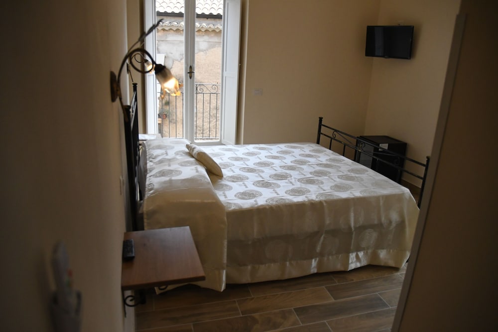 Фото B&b The Tower Tropea