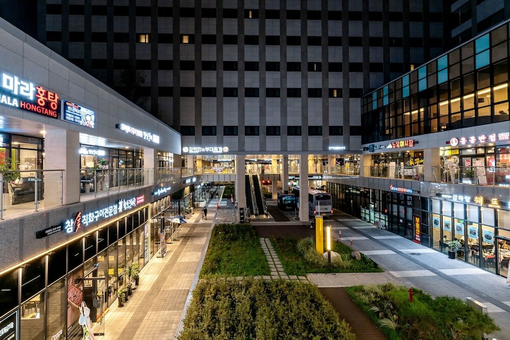 Фото Howard Johnson by Wyndham Incheon Airport