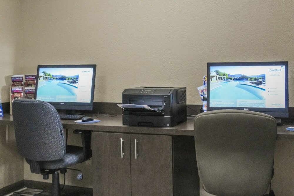 Фото Parkway International Resort