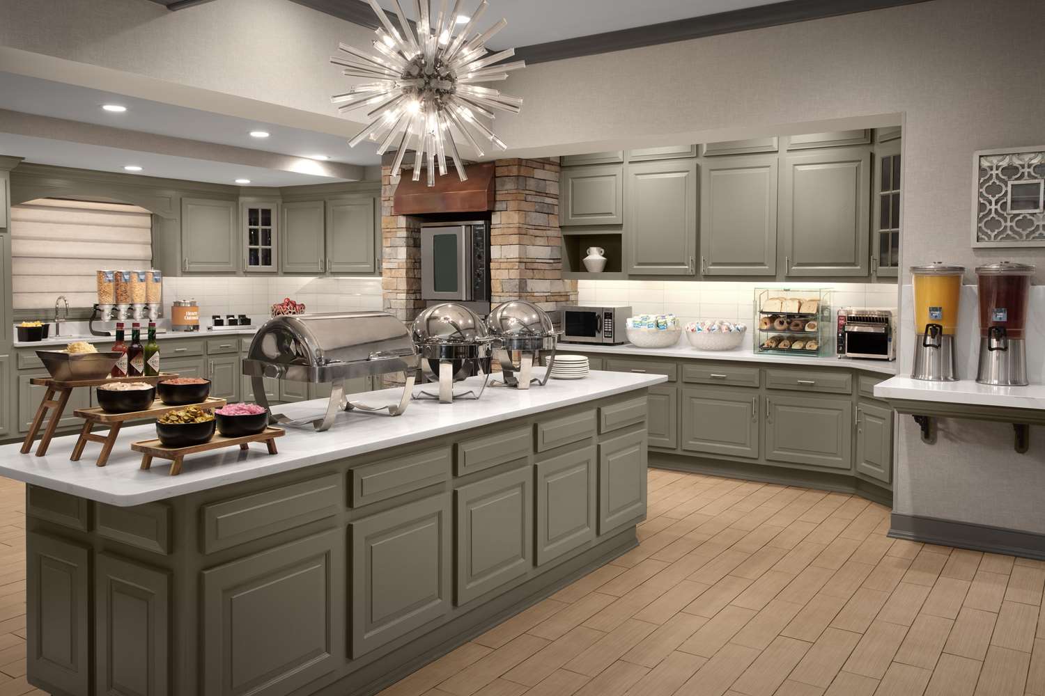 Фото Homewood Suites by Hilton Alexandria