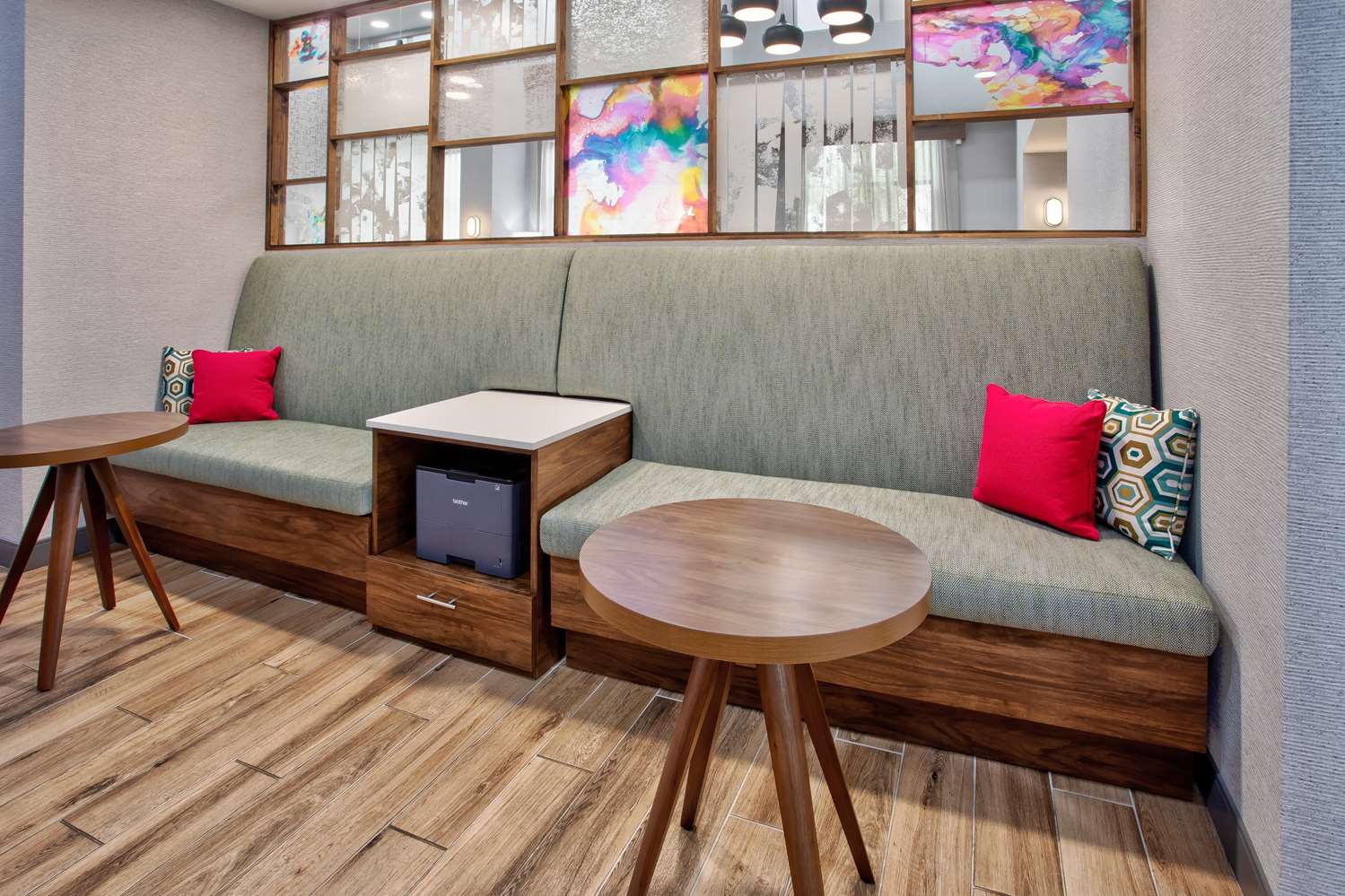 Фото Hampton Inn & Suites Tampa East