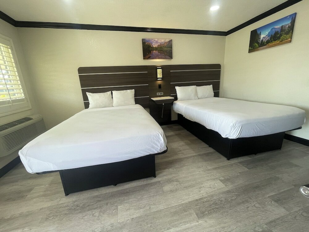 Фото Escondido Lodge