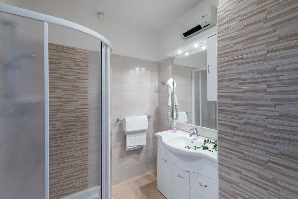 Фото Hotel Villa Carmen