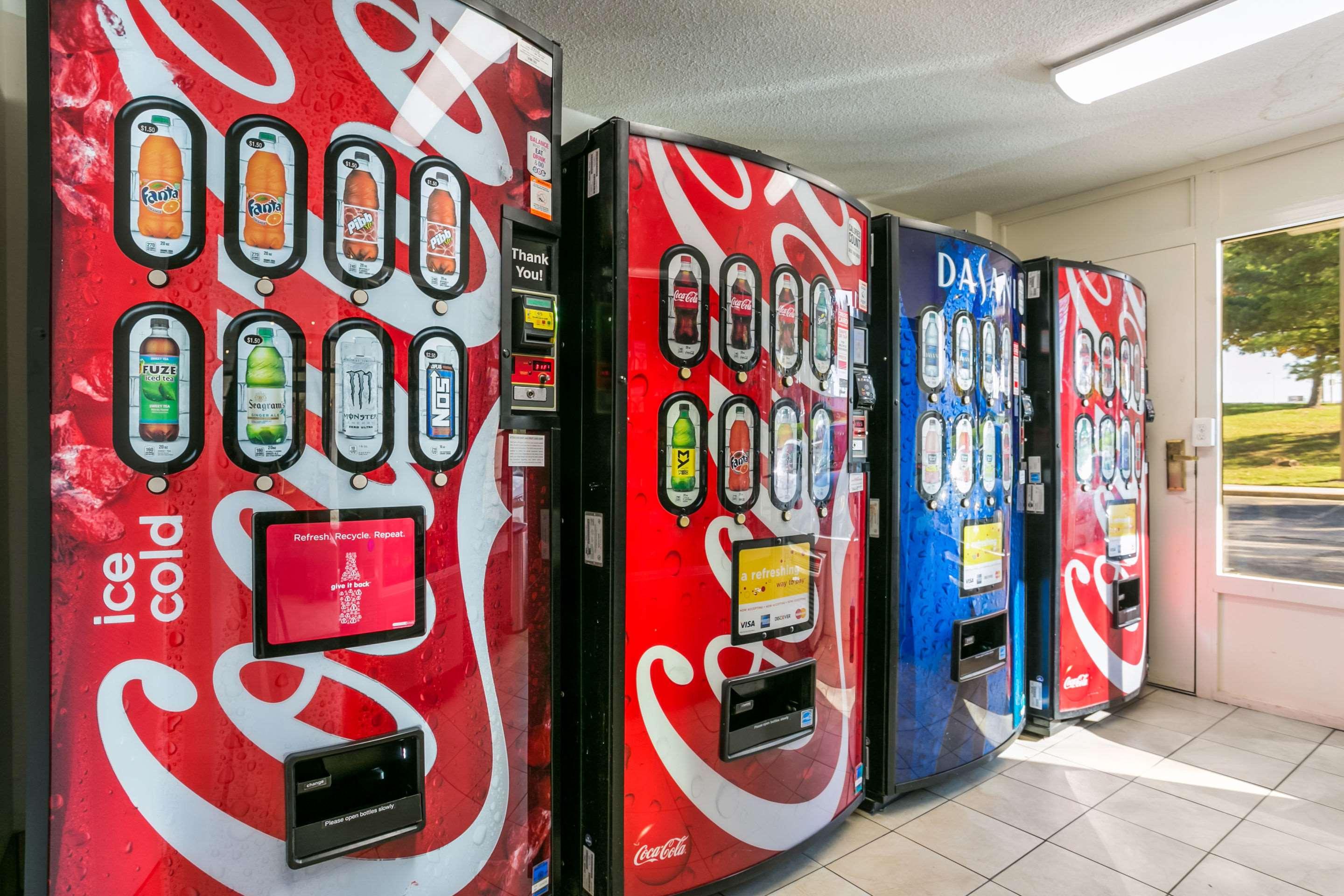 Фото Rodeway Inn Baltimore - Inner Harbor South