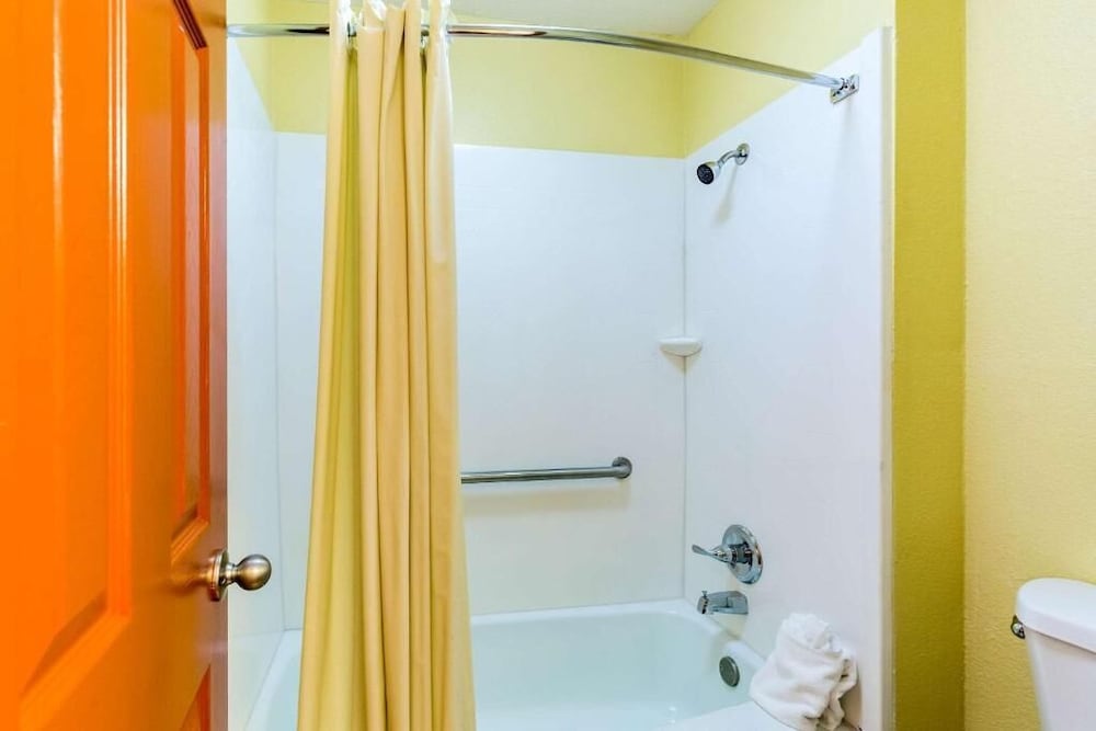 Фото Rodeway Inn