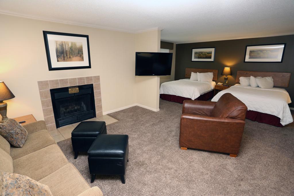 Фото Sterling Hotel and Suites