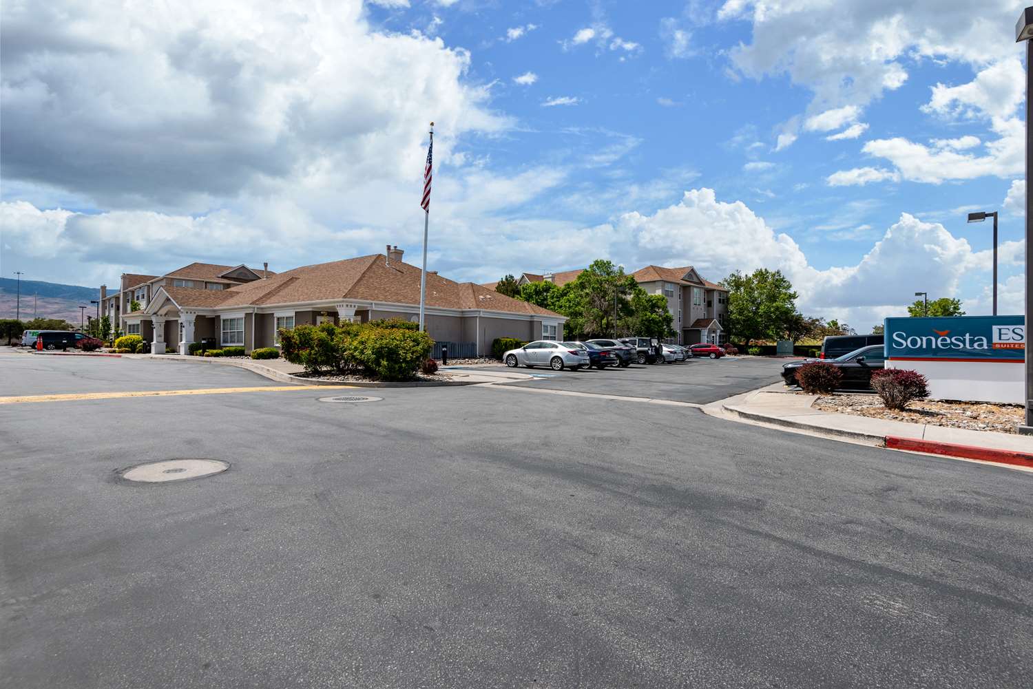 Фото Sonesta Es Suites Reno