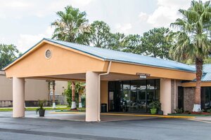 Гостиница Quality Inn Hinesville - Fort Stewart Area