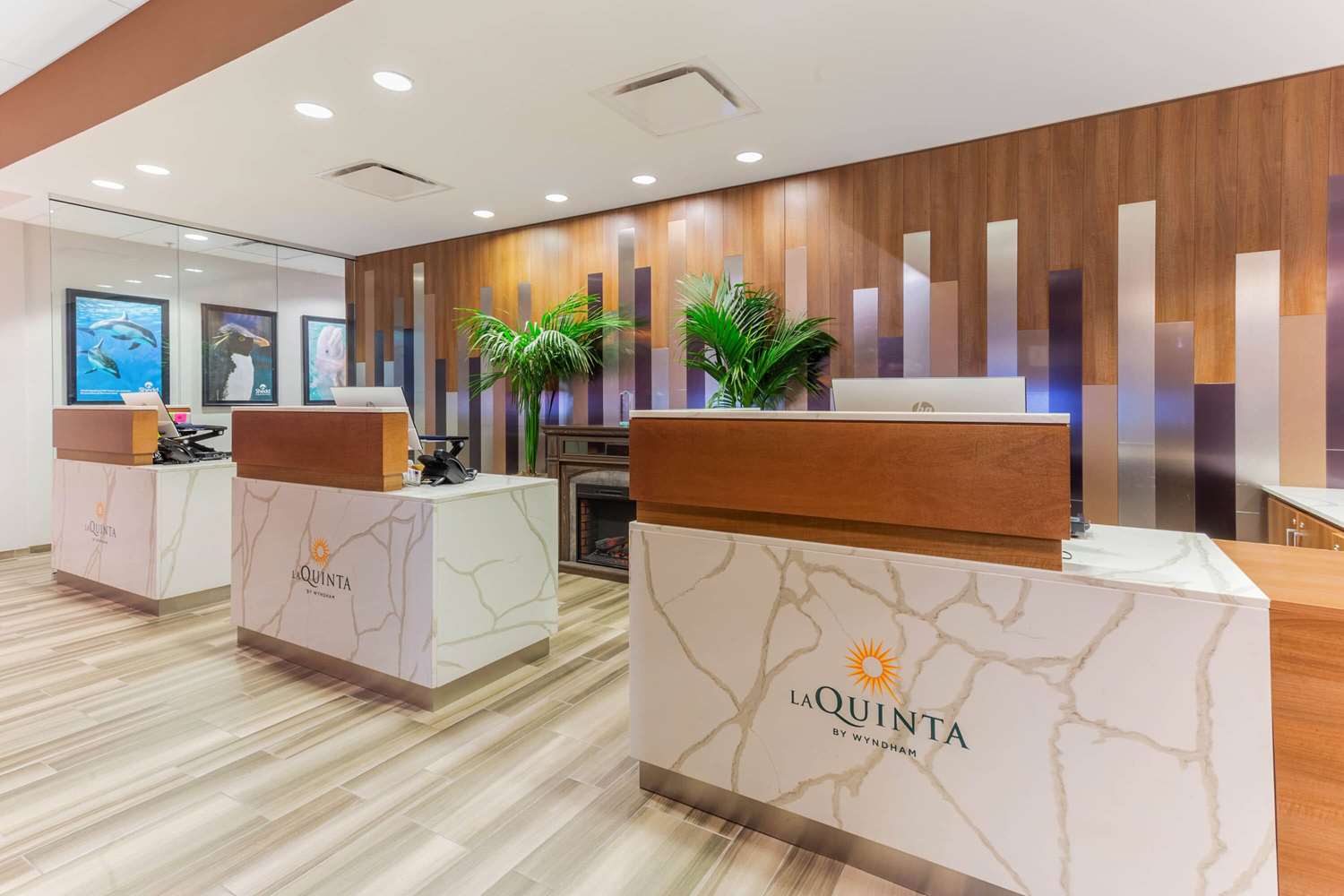 Фото La Quinta Inn & Suites by Wyndham Chicago Downtown