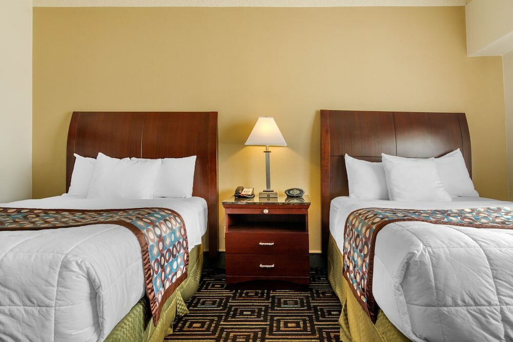 Фото Отель Quality Inn Denver Downtown