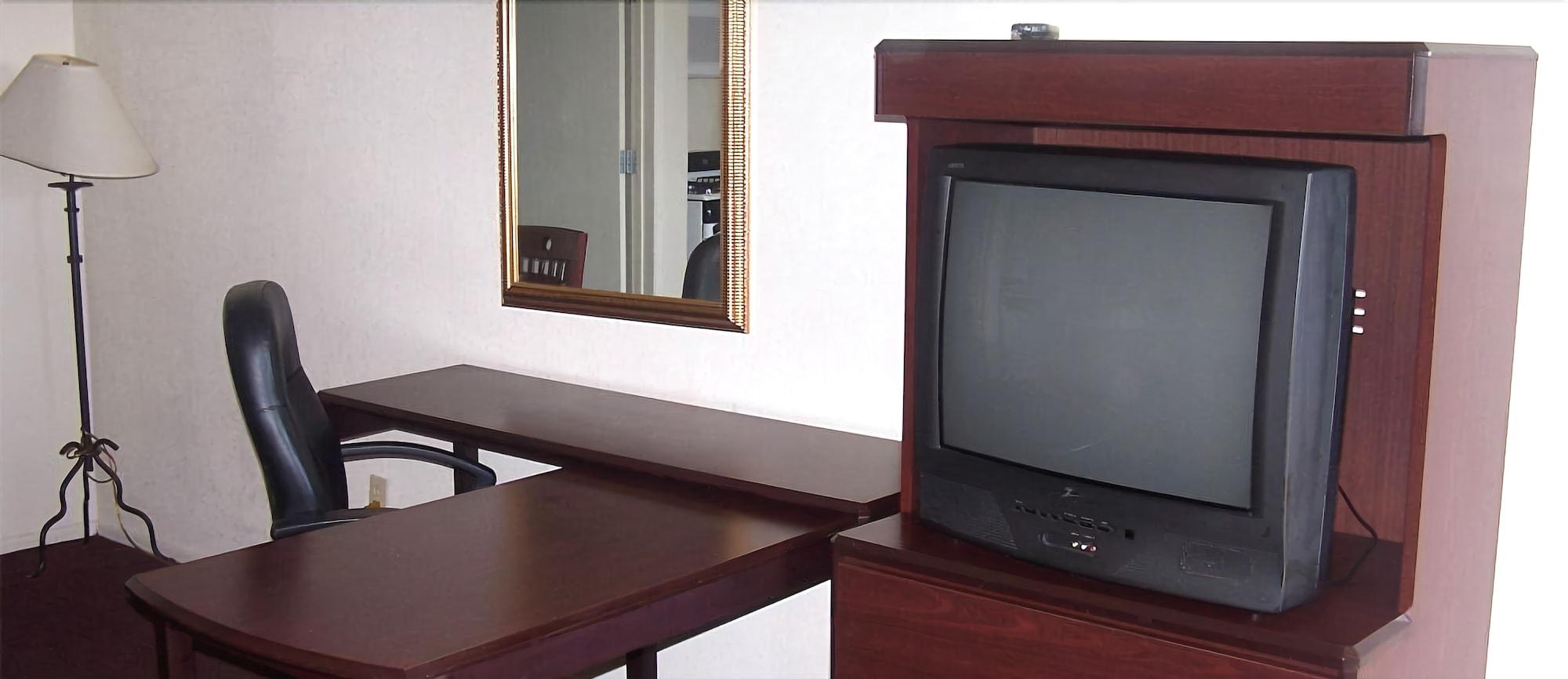 Фото American Inn & Suites