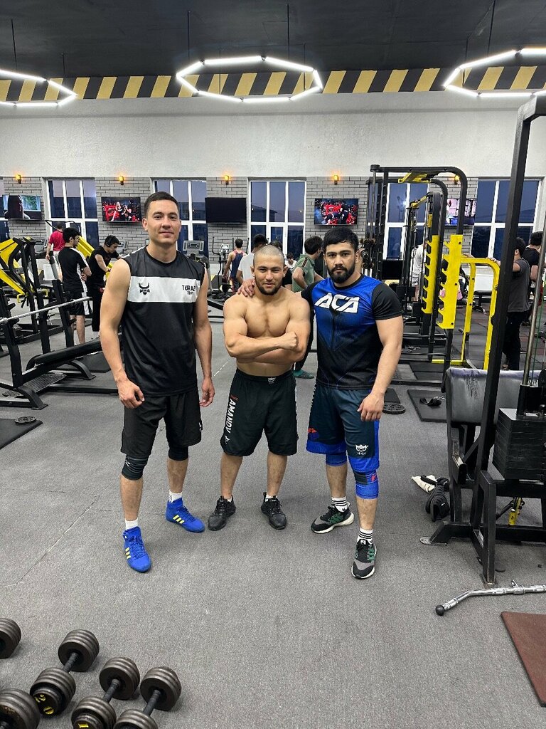 Спортивный, тренажёрный зал Фитнес-клуб, Бухара, фото