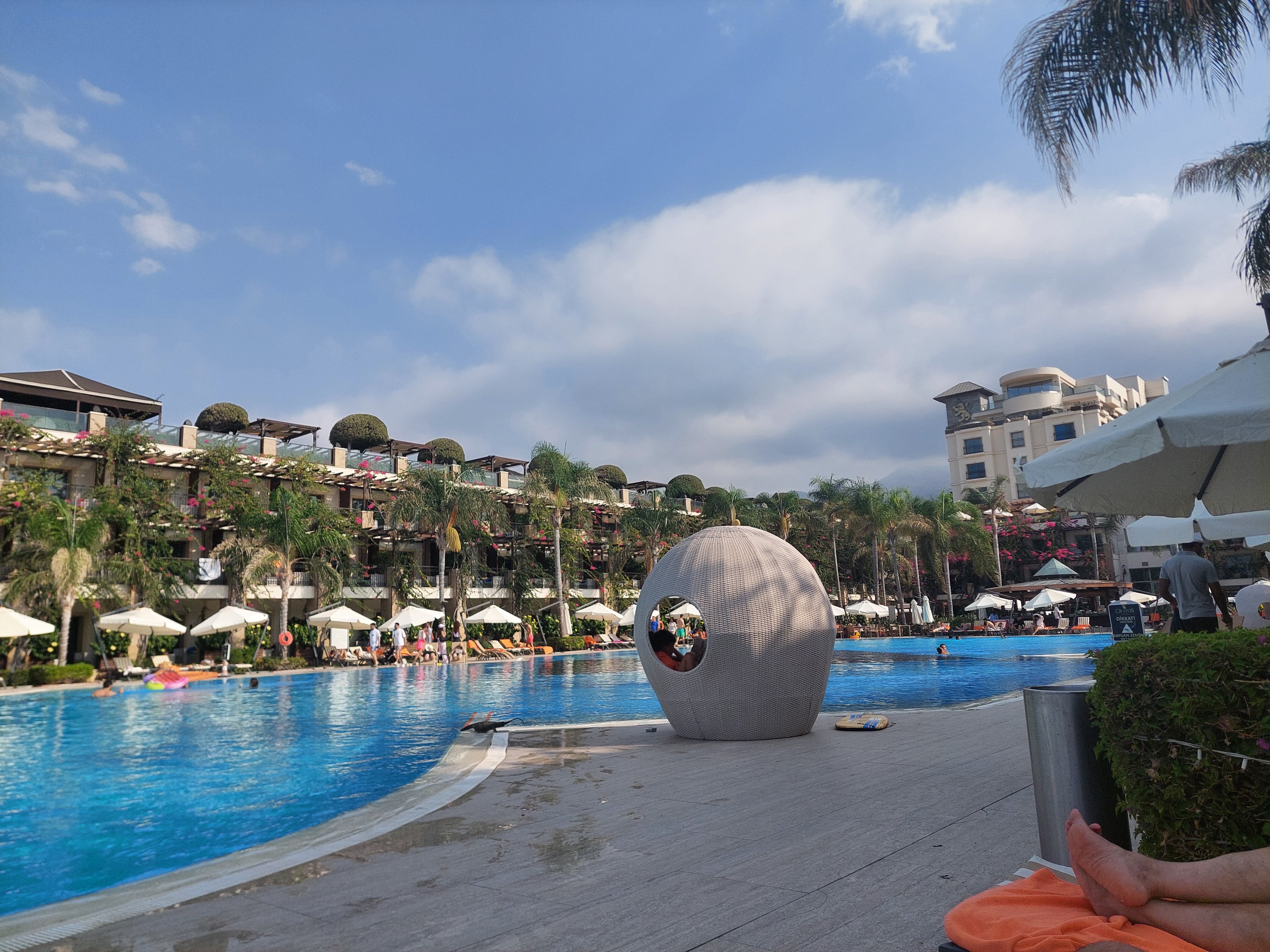 Фото Cratos Premium Hotel