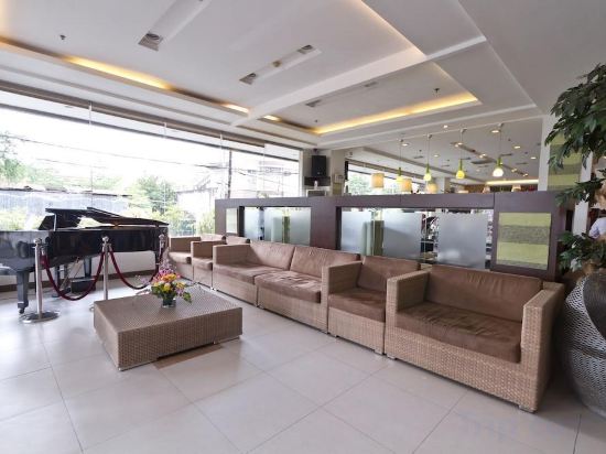 Фото Alpa City Suites