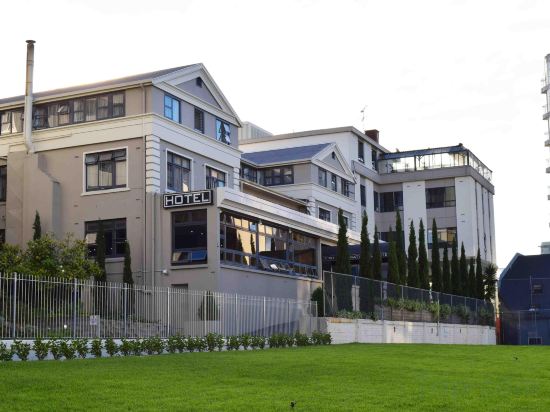 Фото отеля 2