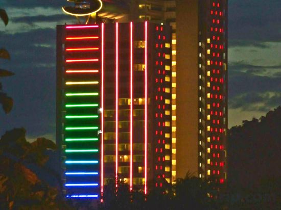 Фото Lexis Suites Penang