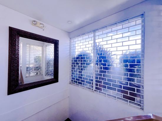 Фото Townhouse Oak Avitel Hotel