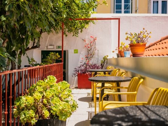 Фото Casa do Bairro by Shiadu