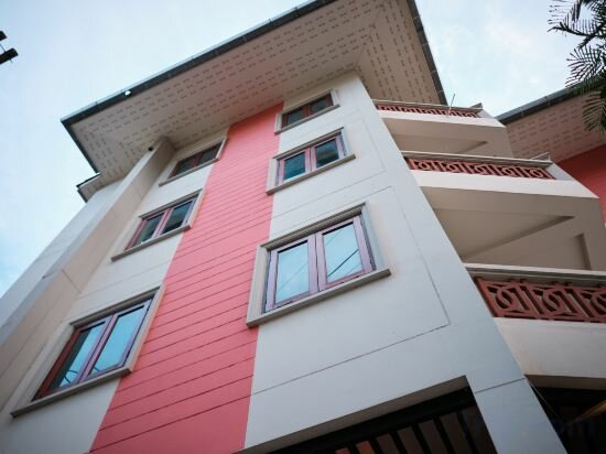 Фото Chorlada Lanna Hotel