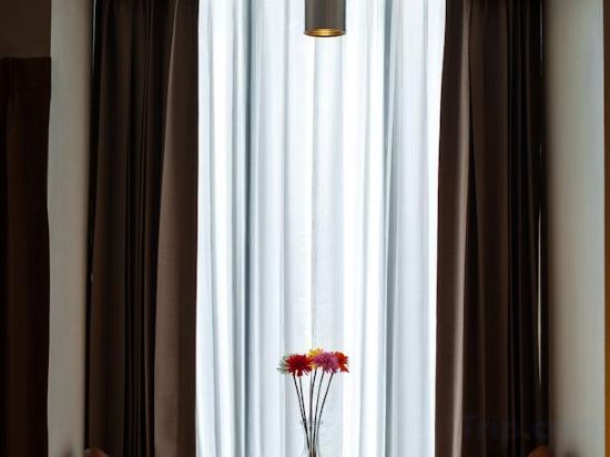 Фото Marsi Hotel Bangkok