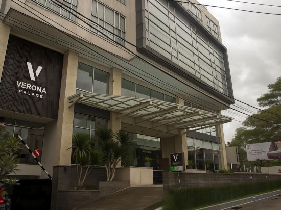 Фото Verona Palace Hotel Bandung