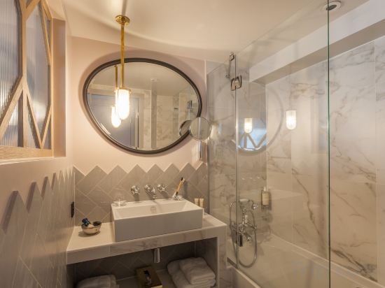 Фото Handsome Hotel