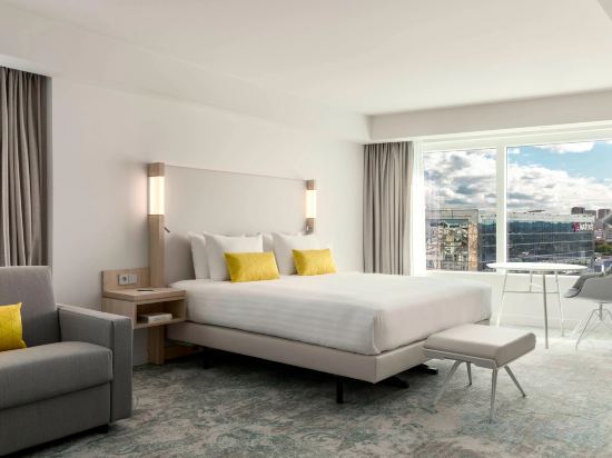 Фото Courtyard by Marriott Paris Gare de Lyon