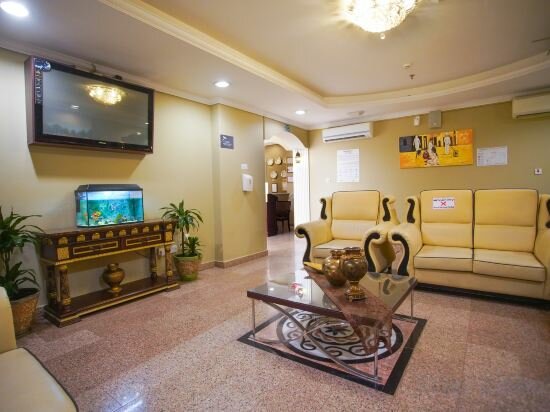 Фото LaVilla Hotel