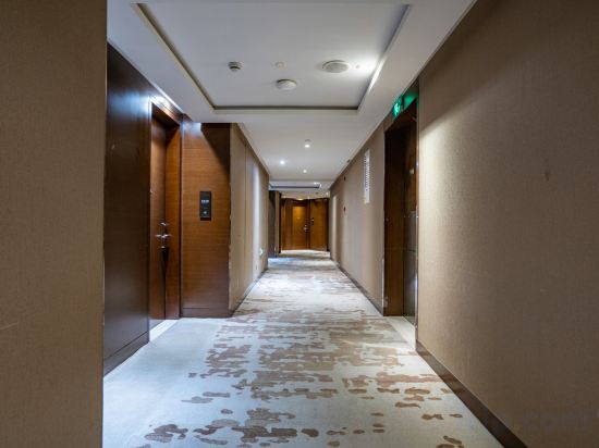 Фото Grand New Century Hotel Fuyang