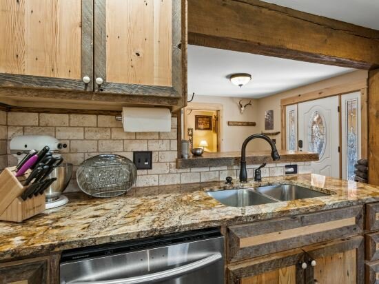 Фото The Big House at Bunk House